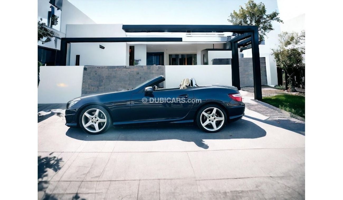 Mercedes-Benz SLK 200 AED 1,330 PM | MERCEDES-BENZ SLK-200 | CONVERTIBLE | GCC | LOW MILEAGE | 0% DWONPAYMENT