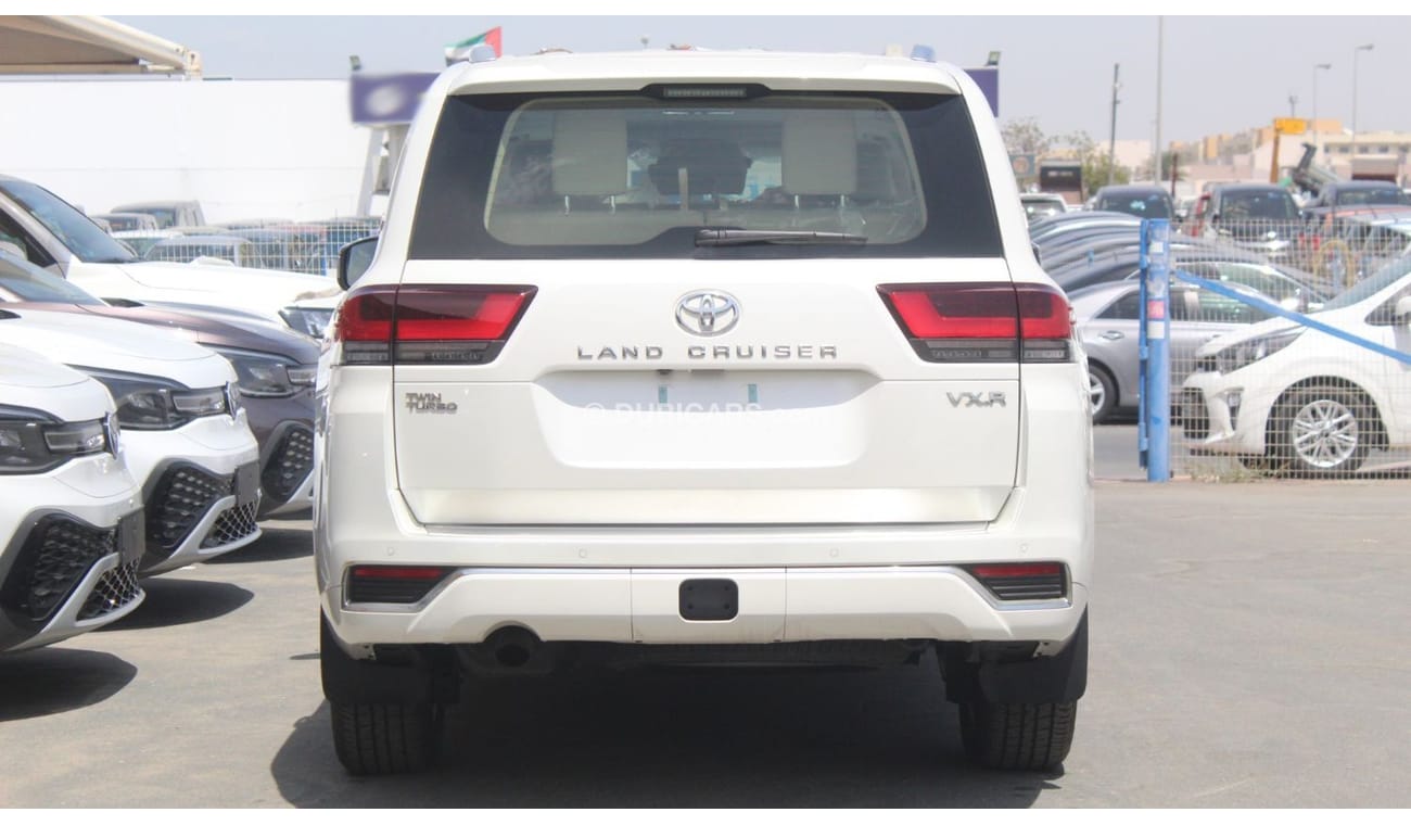 Toyota Land Cruiser VXR 3.5L TWIN TURBO 2022 Model available only for export outside GCC