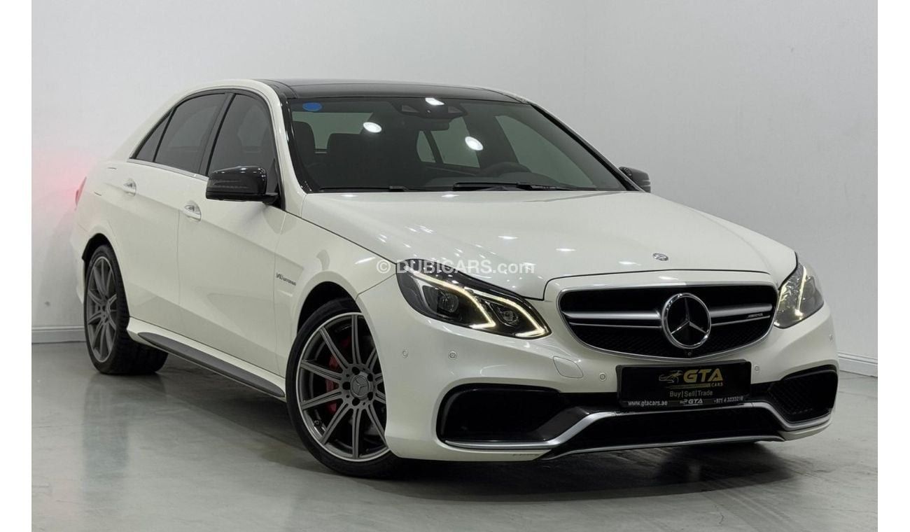 Mercedes-Benz E 63 AMG S 5.5L 2014 Mercedes Benz E63s AMG 4MATIC, Service History, Full Options, Carbon Fiber Package. GCC