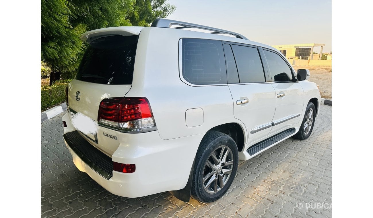 Lexus LX570