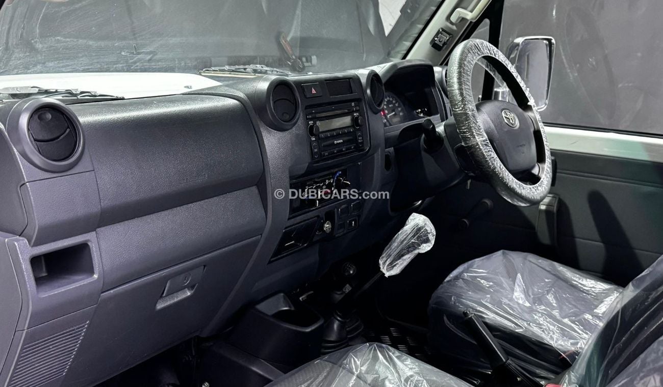 Toyota Land Cruiser Pick Up Single cabin