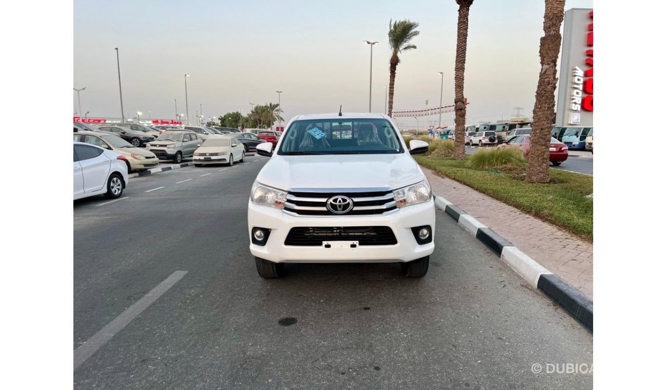 تويوتا هيلوكس GL 2.7L PETROL 4WD AUTOMATIC V4 PERFECT CONDITION ACCIDENT FREE