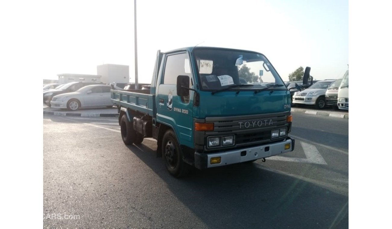 تويوتا داينا TOYOTA DYNA TRUCK RIGHT HAND DRIVE (PM 846)