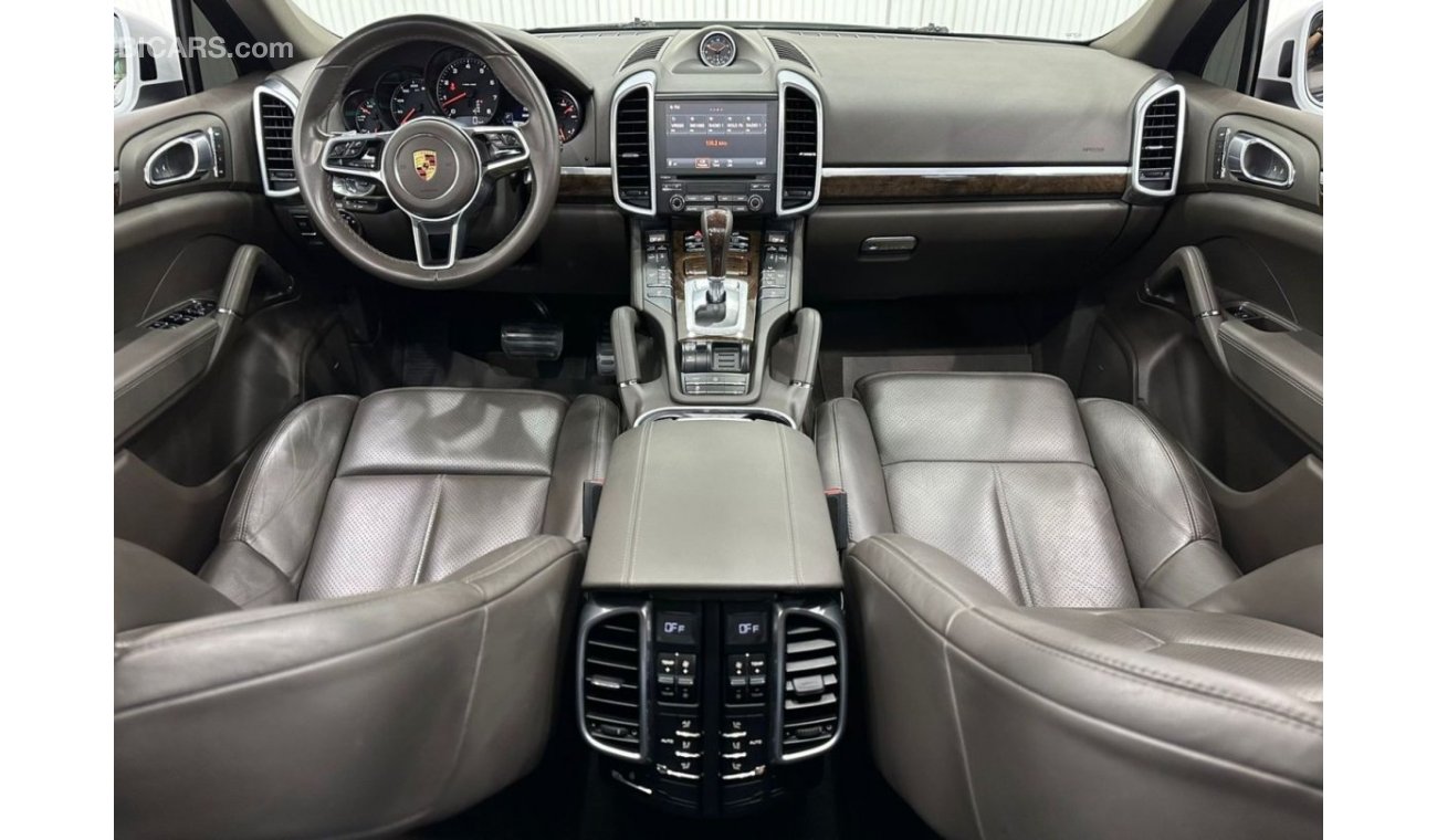 Porsche Cayenne 2018 Porsche Cayenne Platinum Edition, Warranty, Full Service History, Excellent Condition, GCC