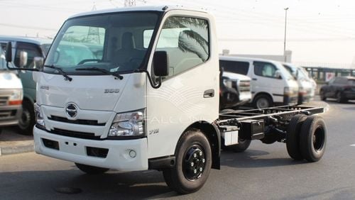 Hino 300 XZU 710L Diesel 6.5 Ton 300S Wide Cab 4X2 [Africa]