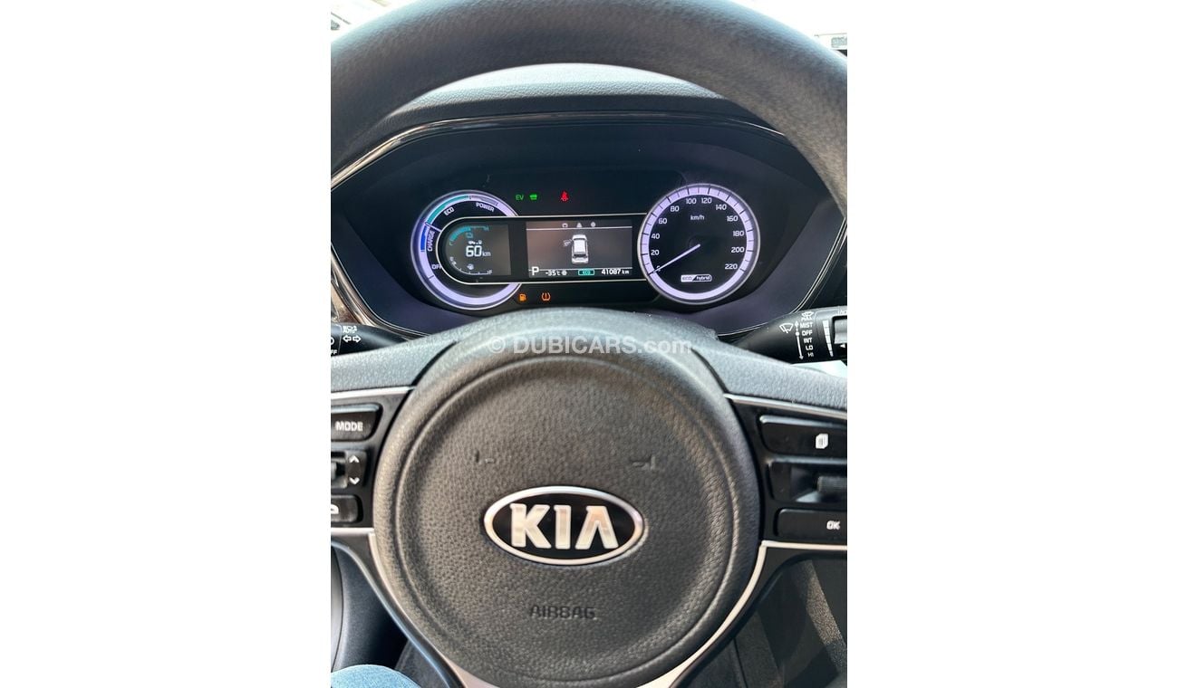 Kia Niro Std 1.6L