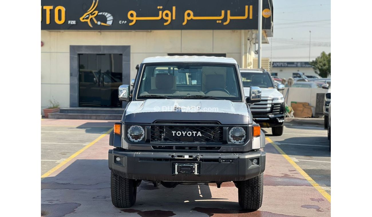 تويوتا لاند كروزر بيك آب TOYOTA LAND CRUISER (70 SERIES) (GRJ79) 4.0L Pick-up 4WD