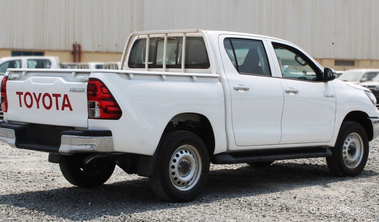 تويوتا هيلوكس HILUX 2.7L MANUAL