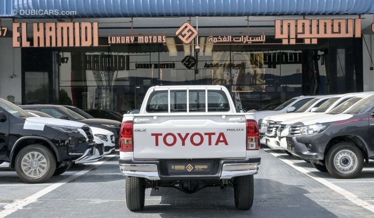 تويوتا هيلوكس GLX 2.4L DEIESEL 4X4 M/T