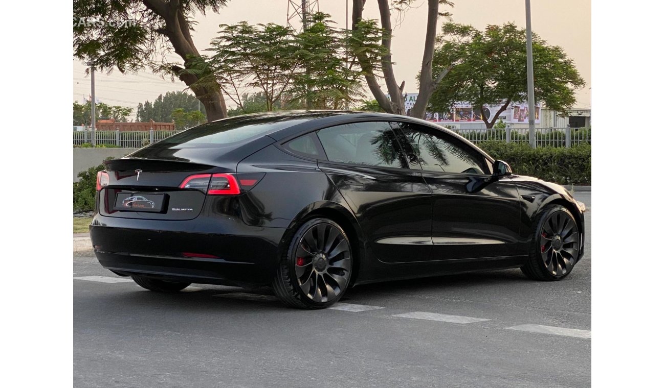 Tesla Model 3 Performance GCC SPECS - WARRANTY - NO ACCIDENT - WELL MAINTAINED