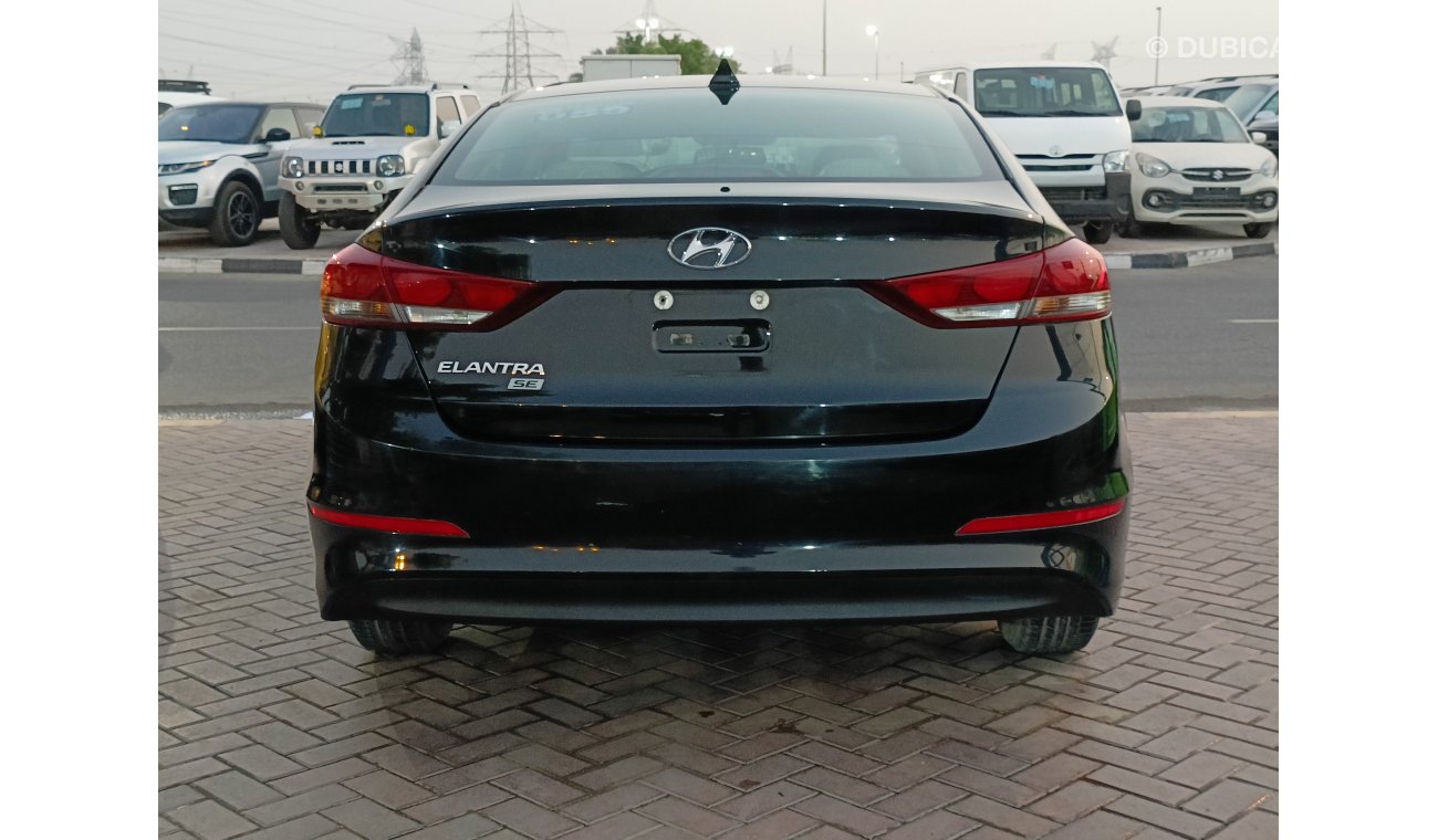 هيونداي إلانترا 2.0L PETROL / US SPECS / LOOKS LIKE NEW (LOT # 108578)