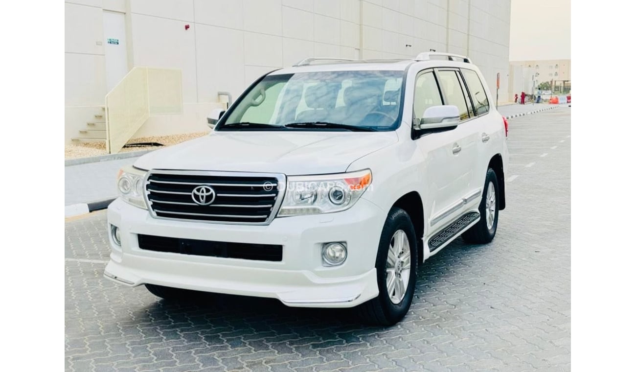 تويوتا لاند كروزر Toyota landcuriser GX-R V6 2015 Full option top the range very neat and clean perfect condition