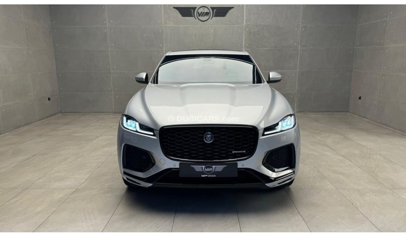 جاكوار F Pace R-ديناميك  P300 F pace Gcc low mileage warranty 5 years