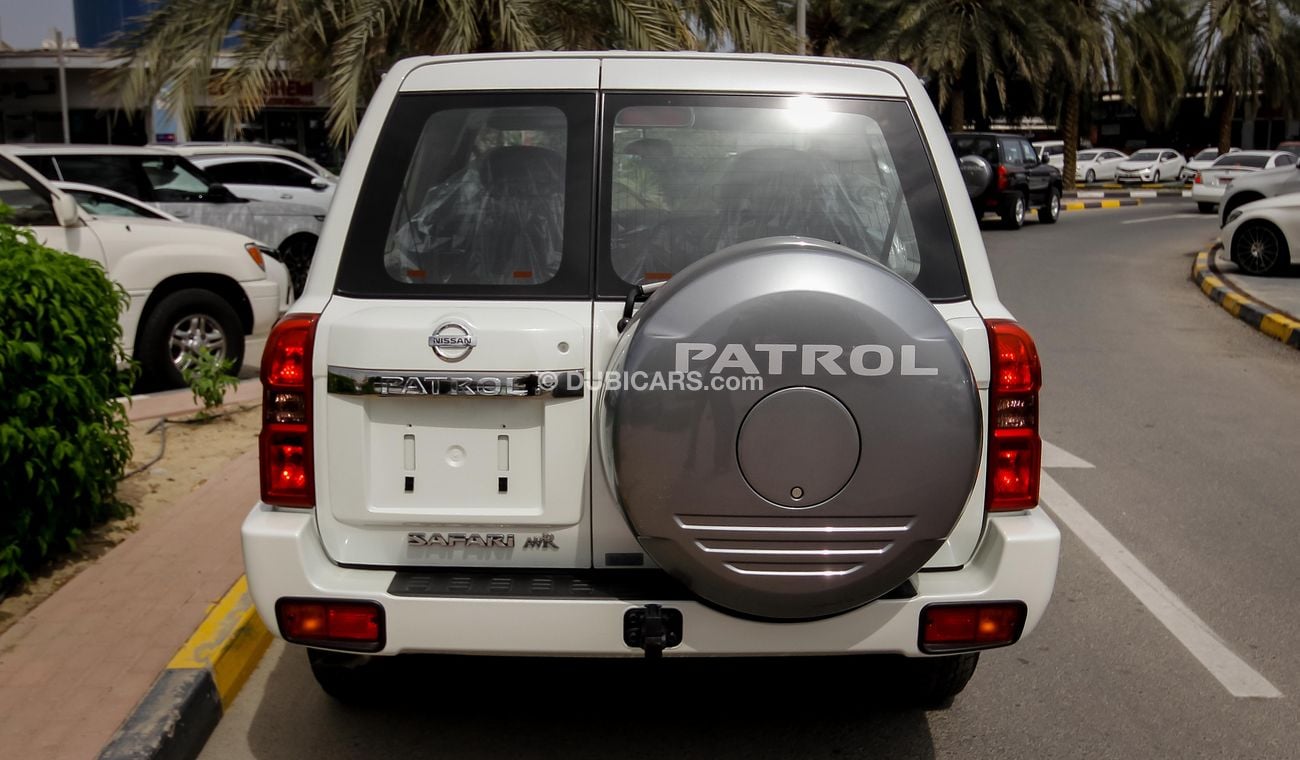 Nissan Patrol Safari HT AT 2 Door