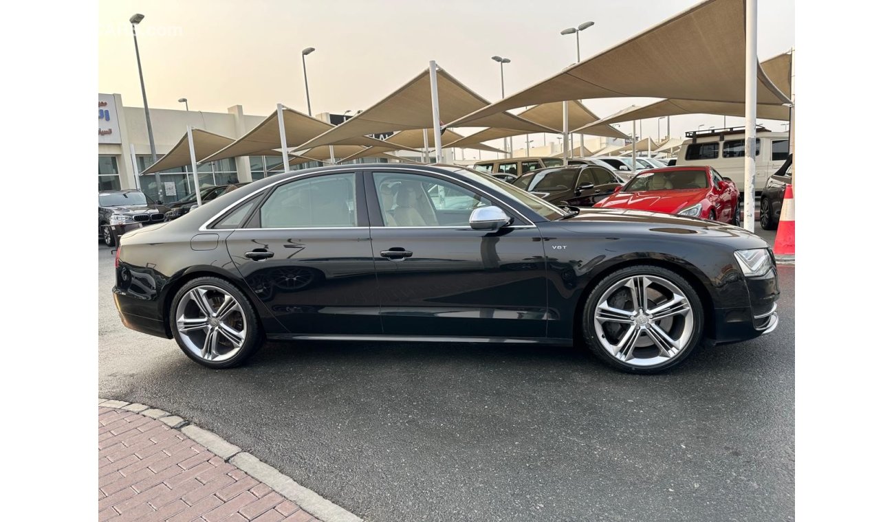 Audi S8 TFSI quattro Top Audi S8 S-LINE _GCC_2014_Excellent Condition _Full option_Fully original paint