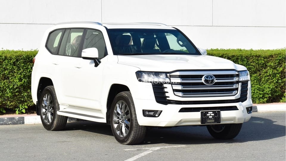 New Toyota Land Cruiser LC 300 - GXR 4.0 L - 2022 - WHITE INSIDE BLACK ...