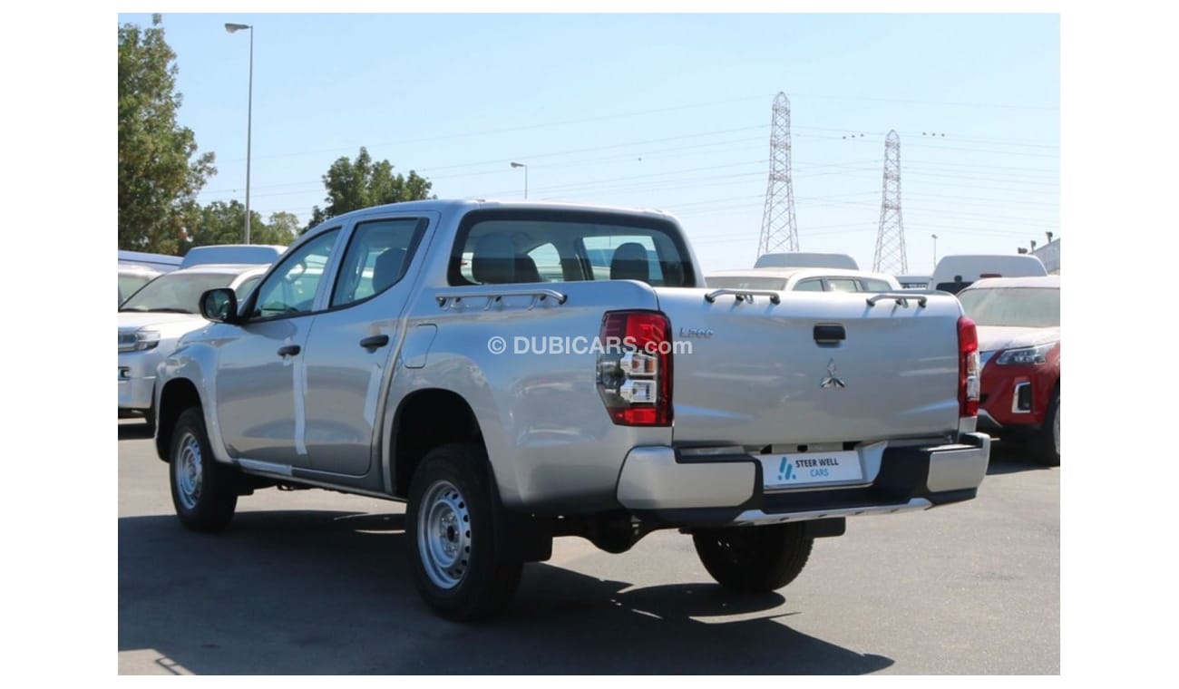 ميتسوبيشي L200 DIESEL - 2.4L -  DOUBLE CABIN - 4X4 - 5MT - POWER LOCKS AND POWER WINDOWS - EXPORT ONLY