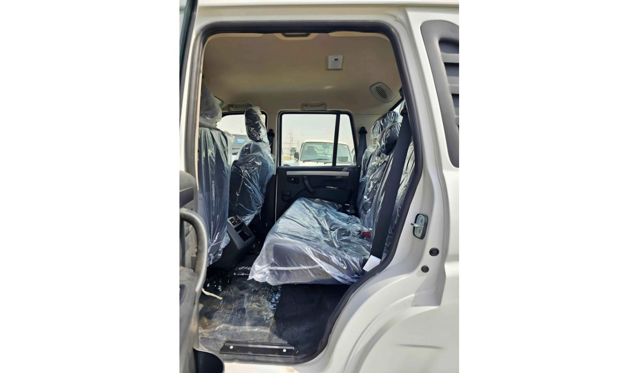 ماهيندرا بيك اب Double Cabin / A/T, 2.2L V4 Diesel, Hose Power 140HP / 4WD (CODE# 68039)