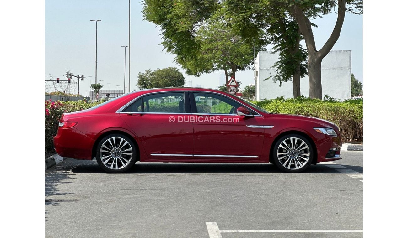 لينكولن كونتيننتال Presidential 3.0L Lincoln Continental Fully Loaded with Cooling Seats / GCC / 2017 / Single Owner / 