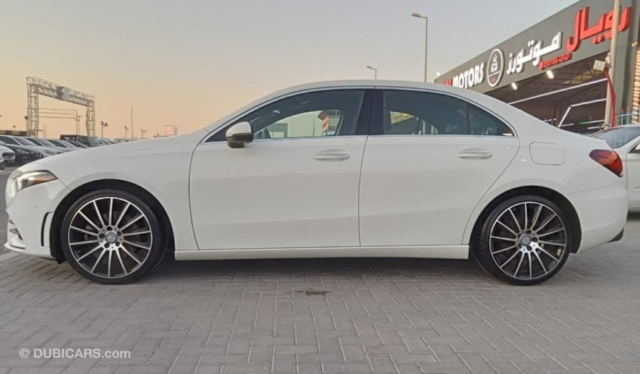 Mercedes-Benz A 220