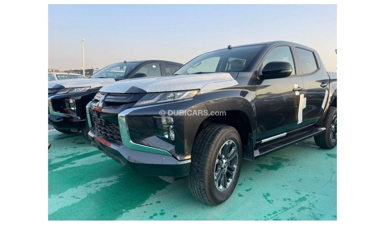 ميتسوبيشي L200 sportero  deseil  4x4  full   option automatic