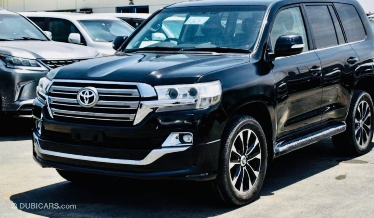 تويوتا لاند كروزر Toyota landcuriser 2018 V8