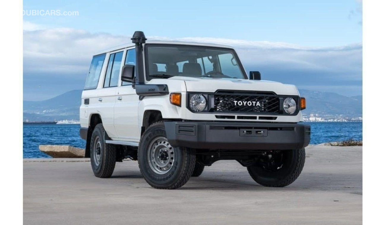 تويوتا لاند كروزر هارد توب Land Cruiser Hard Top LC76 4.5L 5door Diesel V8 2024 0KM