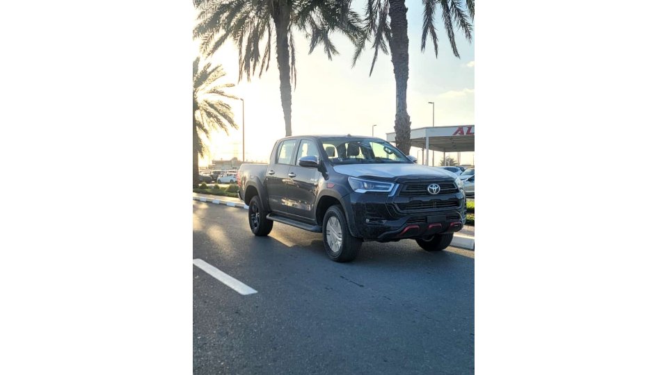 New Toyota Hilux 4.0L SR5 V6 PETROL, DOUBLE CAB, 4WD, PUSH START