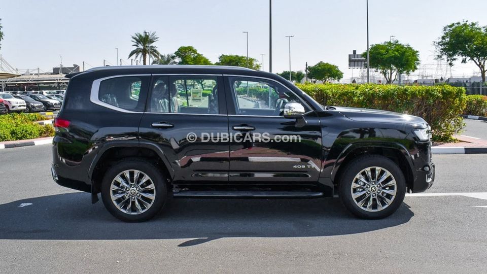 New Toyota Land Cruiser VXR 3.5 L 2023 for sale in Dubai - 681087