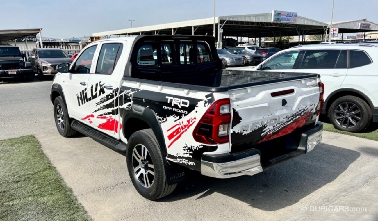 Toyota Hilux DC TRD