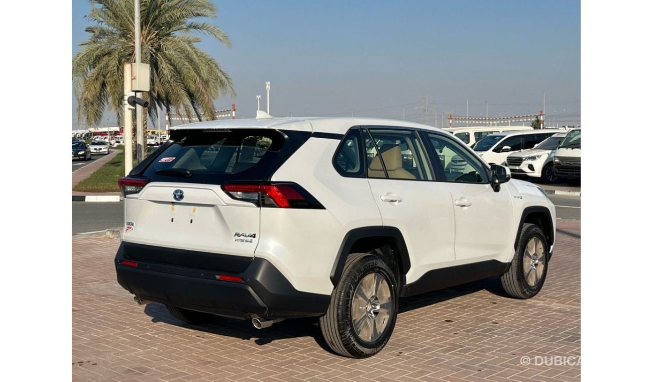 New Toyota RAV4 RAV4 LE 2.5L HYBRID 2024 for sale in Dubai 718206