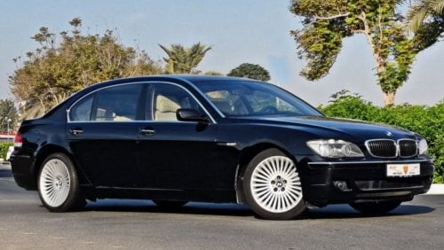 BMW 750Li Li-V8-2006-Full Option - Perfect Condition