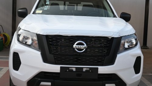 نيسان نافارا NISSAN NAVARA 2.5 PETROL SE 4X2 MT DC PLUS