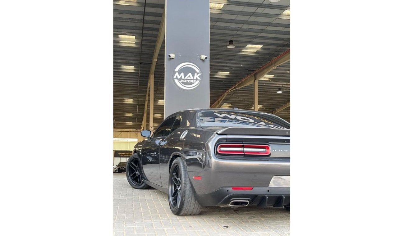 Dodge Charger SXT HELLCAT KIT / 1000 AED MONTHLY / ECO MODE / 8 SPEEDS