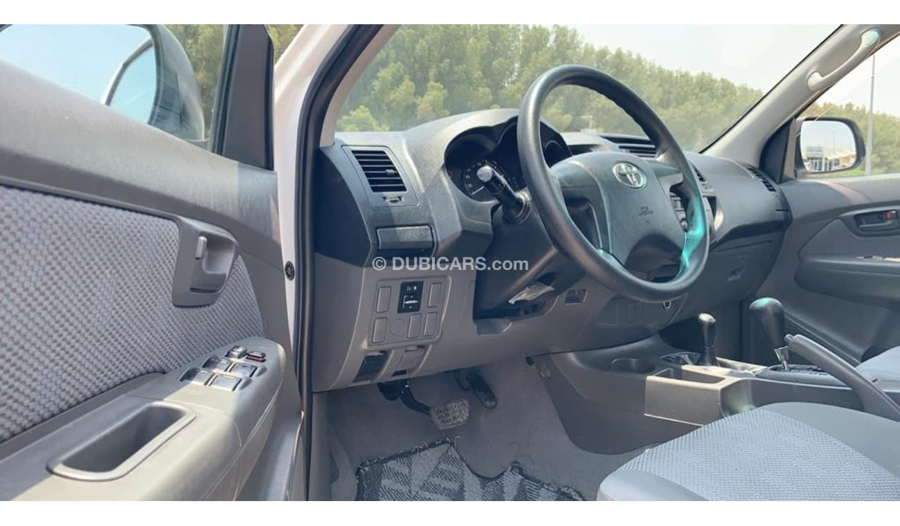 Toyota Hilux 2015 4x4 Full Automatic Ref#313