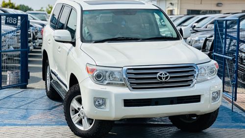 Toyota Land Cruiser Sahara top of the range