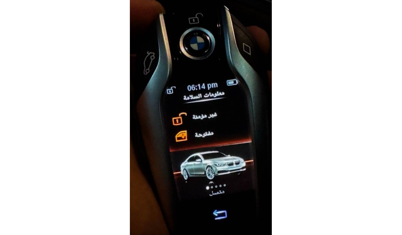 بي أم دبليو 750Li xDrive 4.4L (523 HP) BMW 750Li 2017, full option, GCC, accident-free, in excellent condition 2160 P.