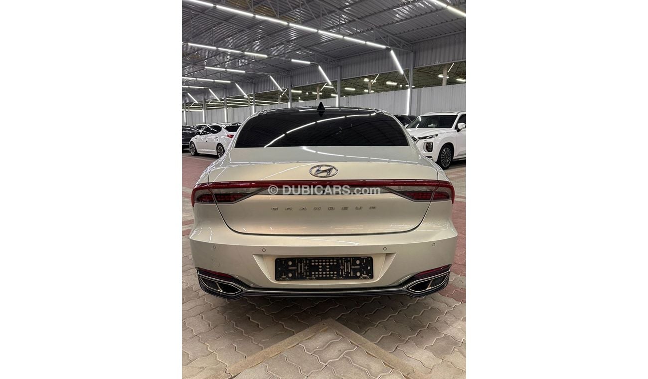 هيونداي جراندور HYUNDAI GRANDEUR /2.5L/CALLIGRAPHY/FULL OPTION /CLEAN TITLE /ACCIDENT FREE/PAINT FREE/4CYLD