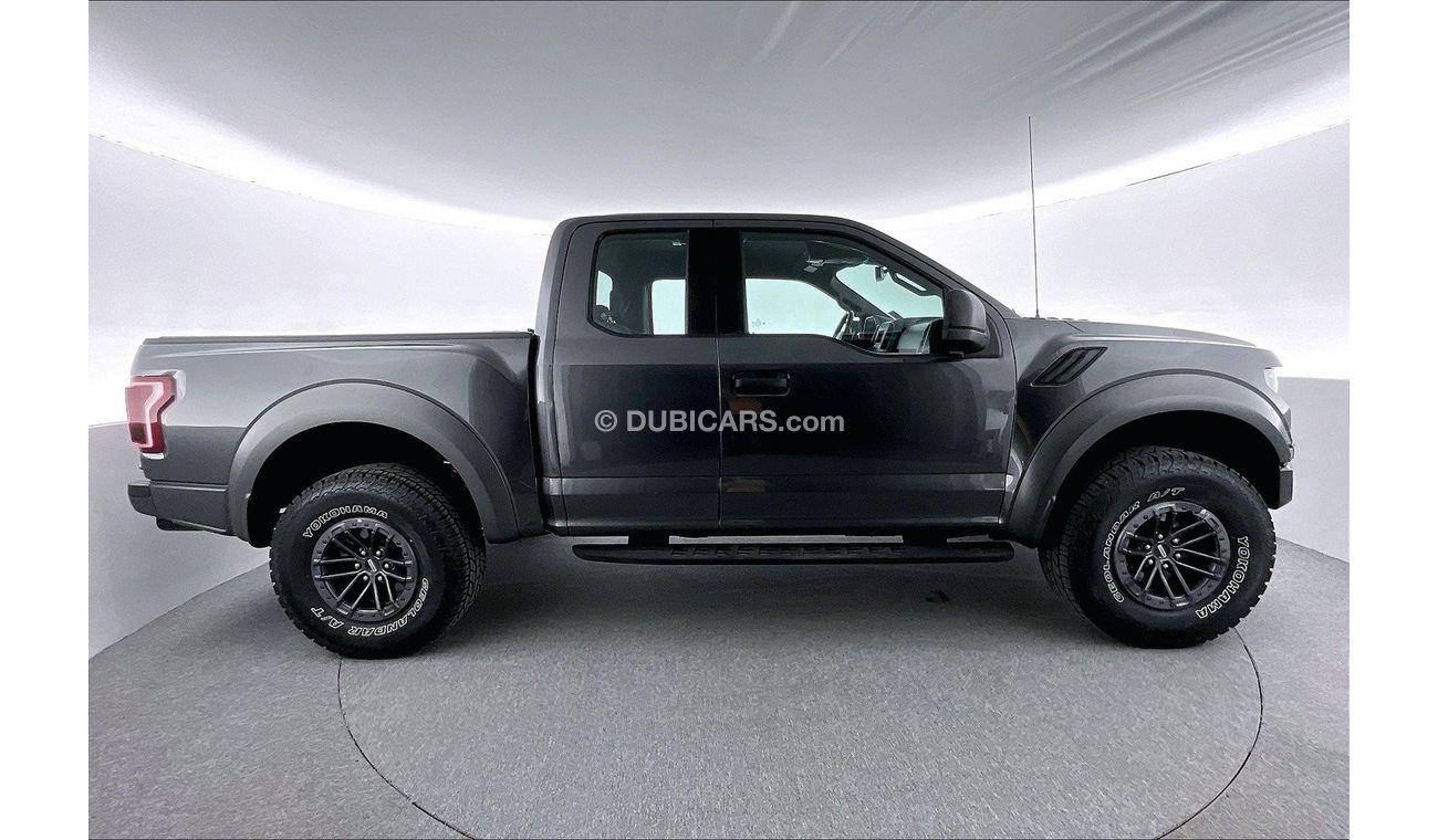 فورد F 150 Raptor Standard - Super Cab | ضمان مجاني لمدة عام | 0 دفعة أولى