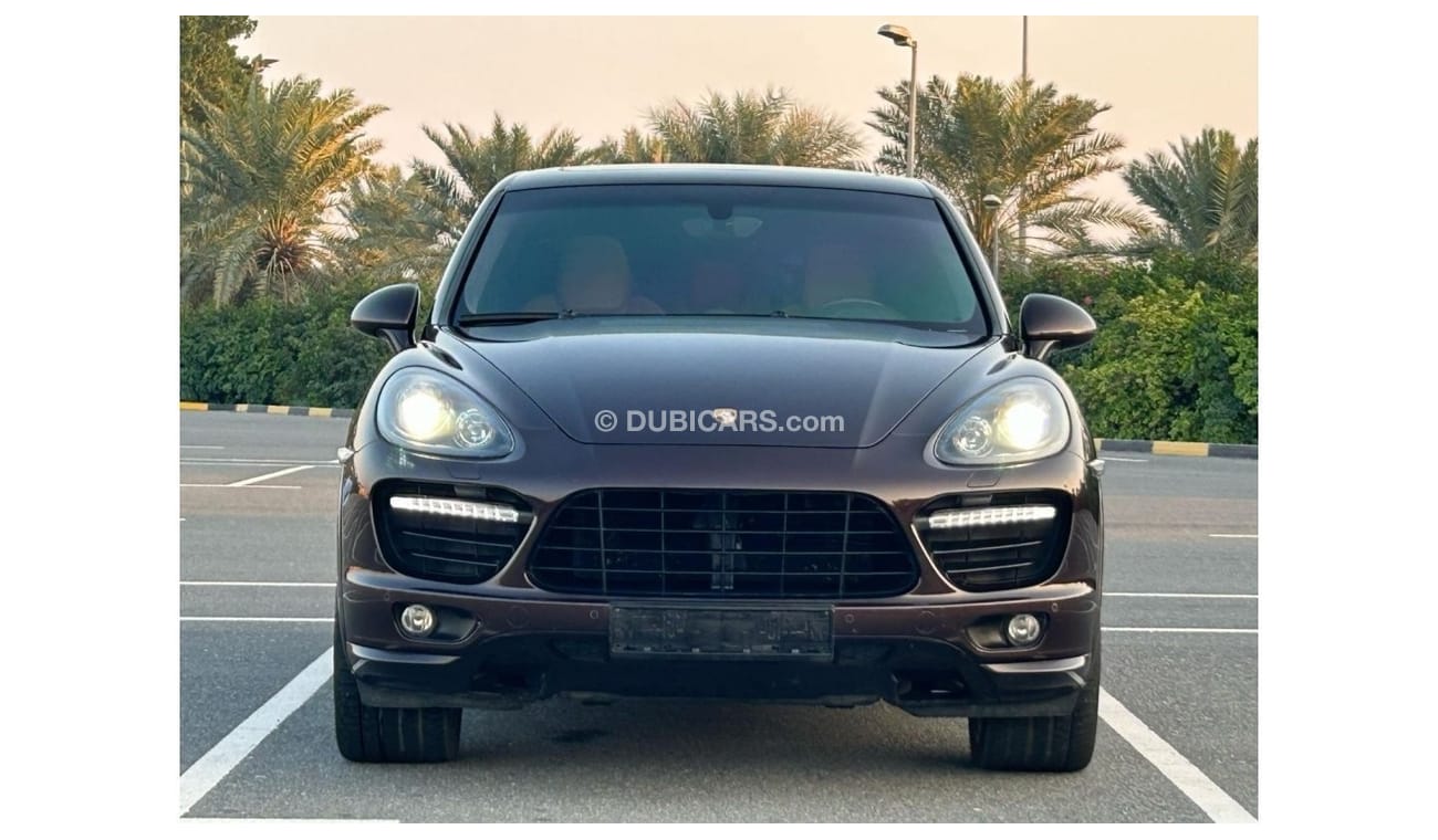 Porsche Cayenne Porsche Cayenne GTS 2014 GCC // orginal paint // perfect condition