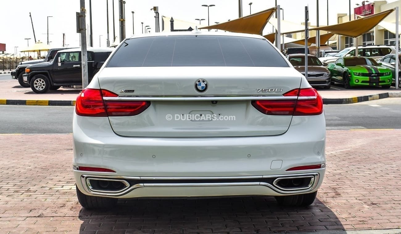 بي أم دبليو 750Li لاكجري بلس