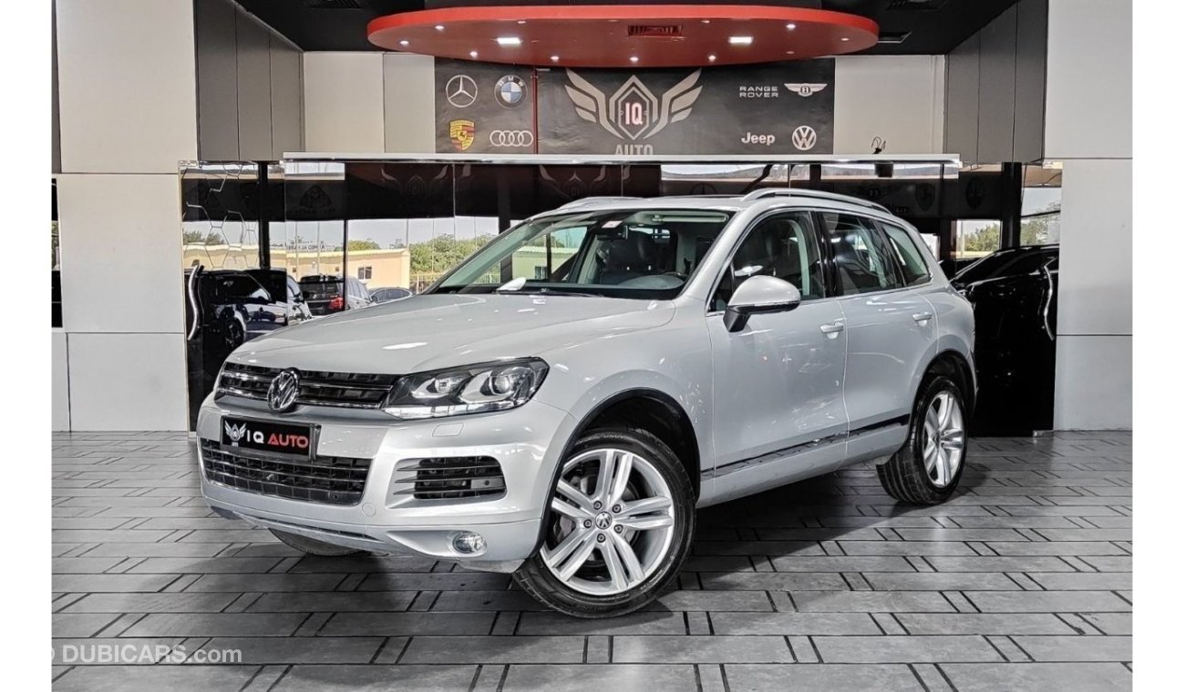 Volkswagen Touareg AED 2,300 P.M | 2015 VOLKSWAGEN TOUAREG SPORT V6 3.6L | GCC 360 * CAMERAS | FULLY LOADED | PANORAMIC