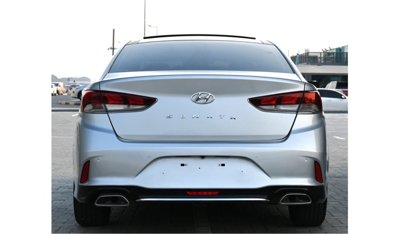 Hyundai Sonata Limited Hyundai Sonata 2019 GCC mid-range in excellent condition, inside and out