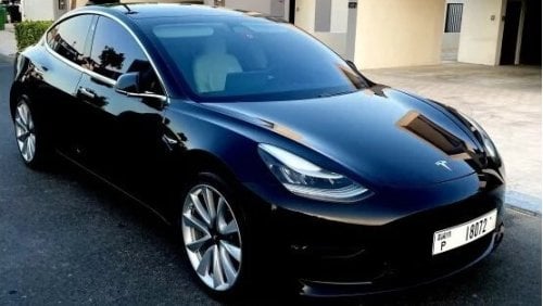 Tesla Model 3 Long Range