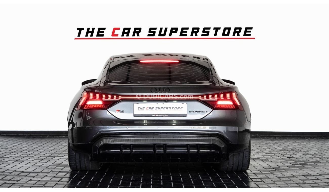 Audi etron 2022 - AUDI RS E-Tron GT Full Carbon - GCC - SERVICE CONTRACT 4 YEARS - WARRANTY TILL 12/2027