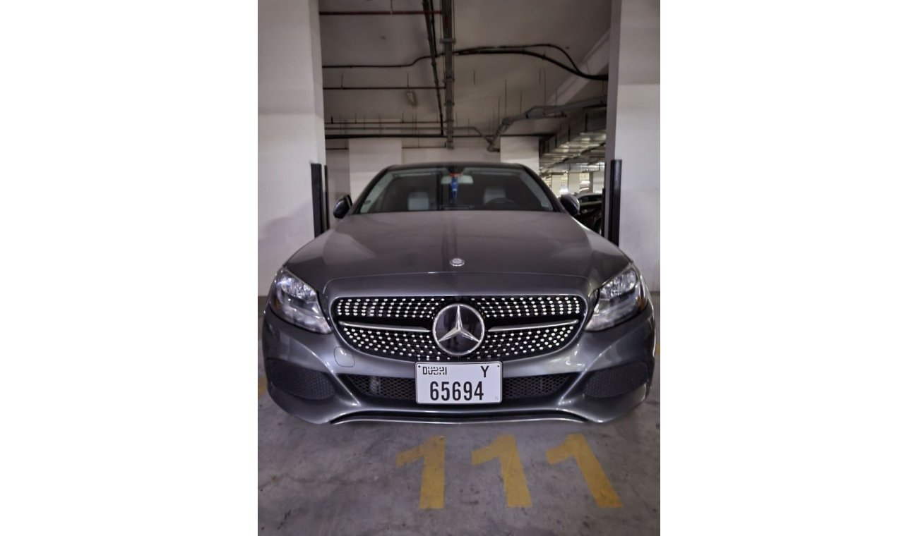 مرسيدس بنز C 300 Luxury (Not Flooded)