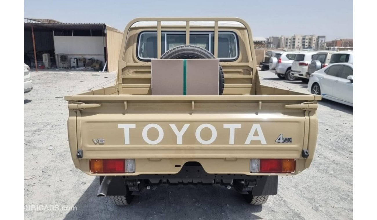 تويوتا لاند كروزر بيك آب 2024 Toyota Land Cruiser LC79 Double-Cabin Pickup with Diff-Lock 4.0L V6 Petrol M/T 4x4 Export Only