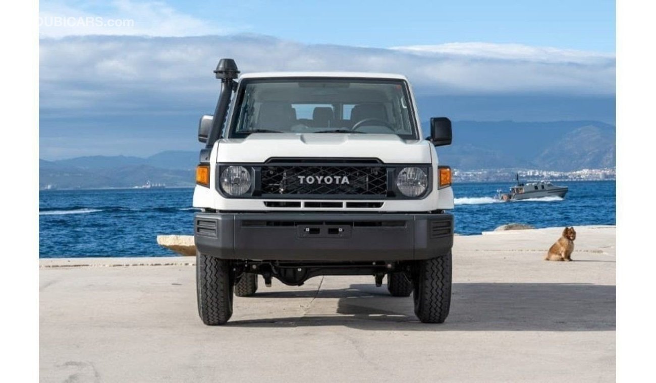 تويوتا لاند كروزر هارد توب Land Cruiser Hard Top LC76 4.5L 5door Diesel V8 2024 0KM