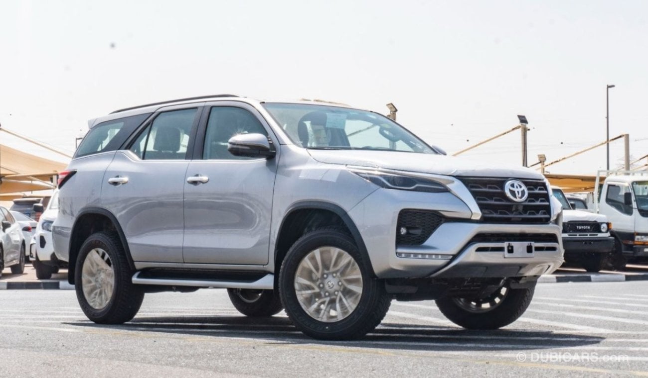 تويوتا فورتونر Toyota Fortuner 4.0L petrol Full option AT 2024 model