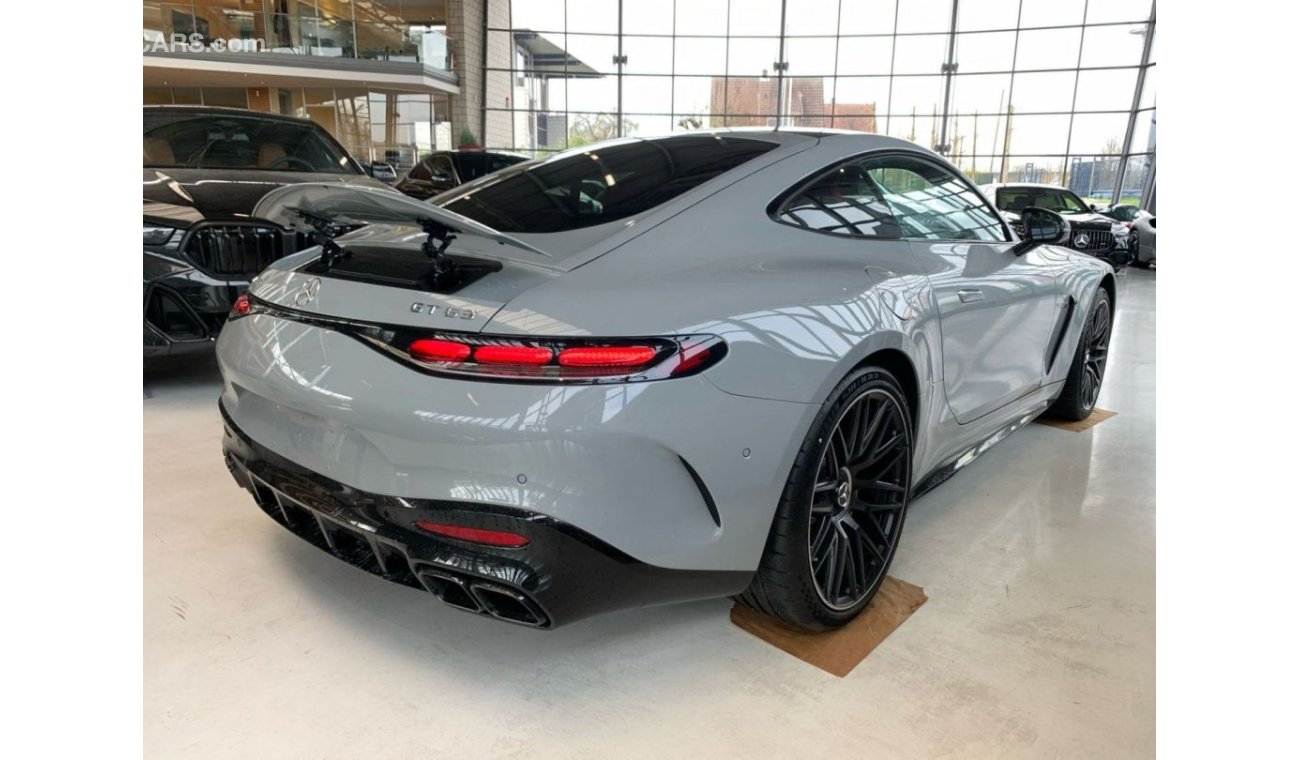 Mercedes-Benz GT63S 2024 New Facelift, Full Option, Carbon Package